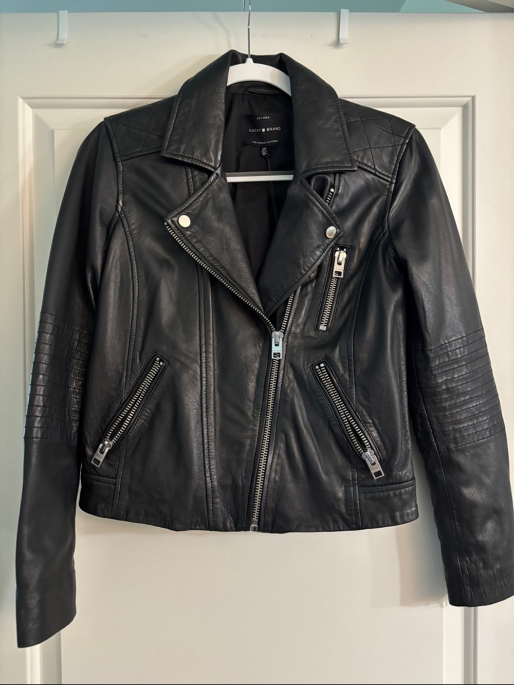 New! Lucky Brand black leather core moto jacket w/ stitch detailing, small